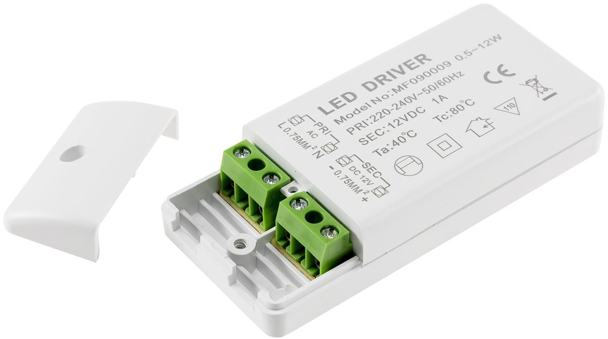 Elektronische Trafo Adapter Netzteil für LED 12V DC 1A 0,5-12Watt