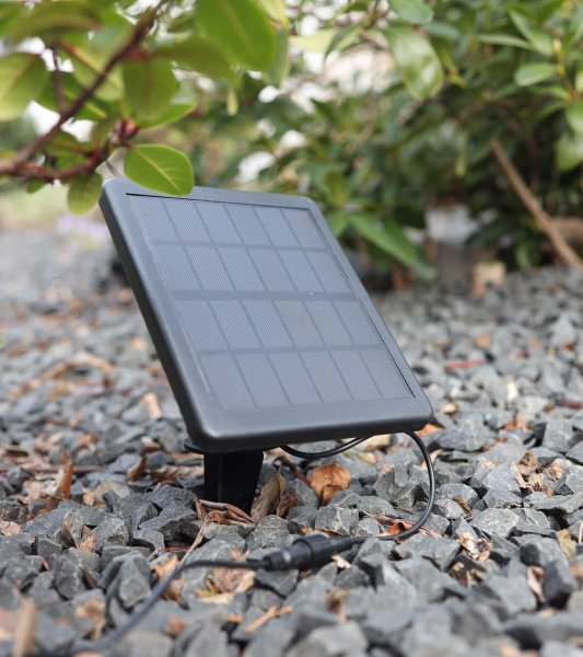 Chilitec 23440 Gartenstrahler Set Solar mit 2 Spots